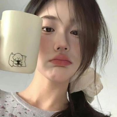 深蓝色的夜晚