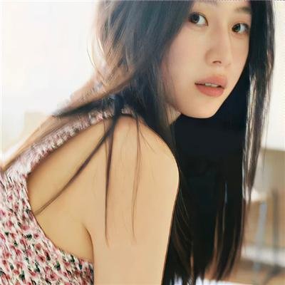 唇彩间谍
